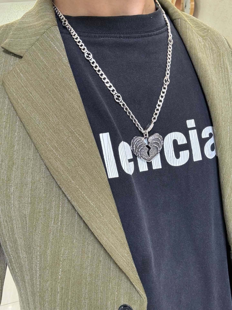 Gvc*1 necklaces